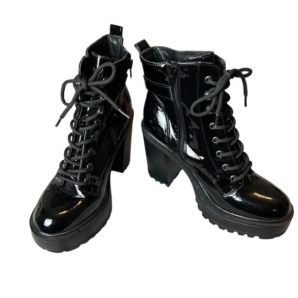 GBG Los Angeles Sammie Black Lace Up High Heeled Platform Boot Sz.8 - Picture 2 of 12